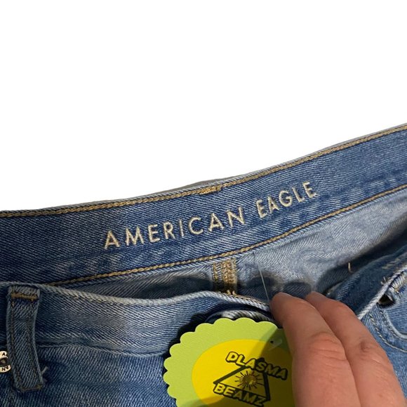Destroyed Mom Jeans by American Eagle Outfitters 14 - Picture 5 of 13